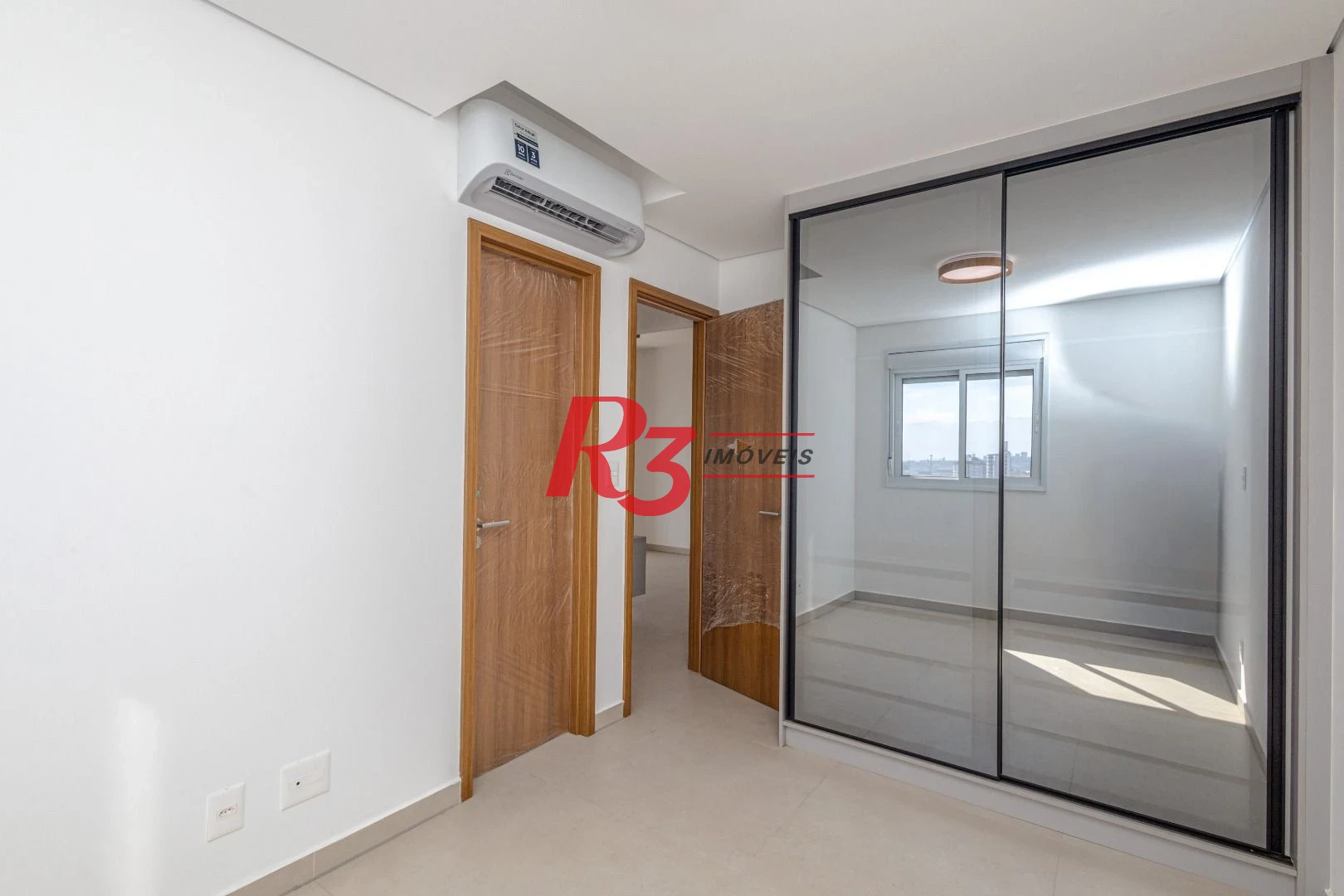 Apartamento com 2 dormitórios à venda, 81 m² por R$ 1.290.000,00 - Boqueirão - Santos/SP