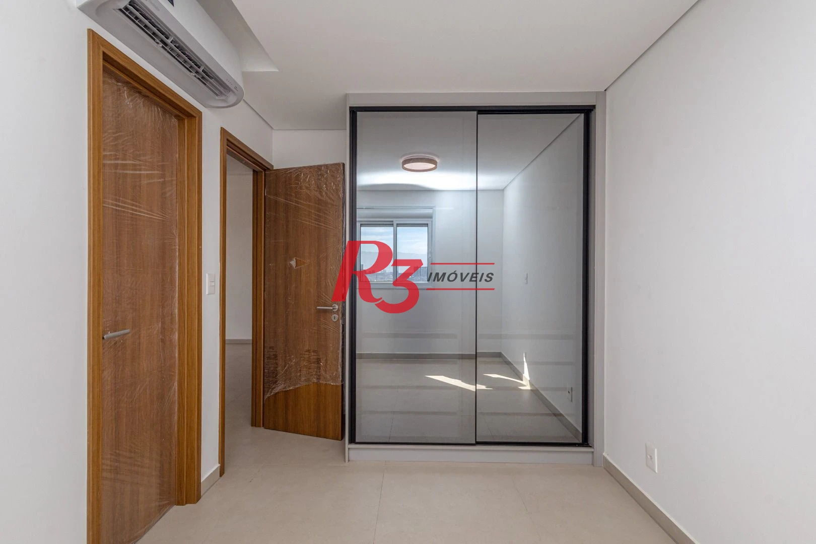 Apartamento com 2 dormitórios à venda, 81 m² por R$ 1.290.000,00 - Boqueirão - Santos/SP