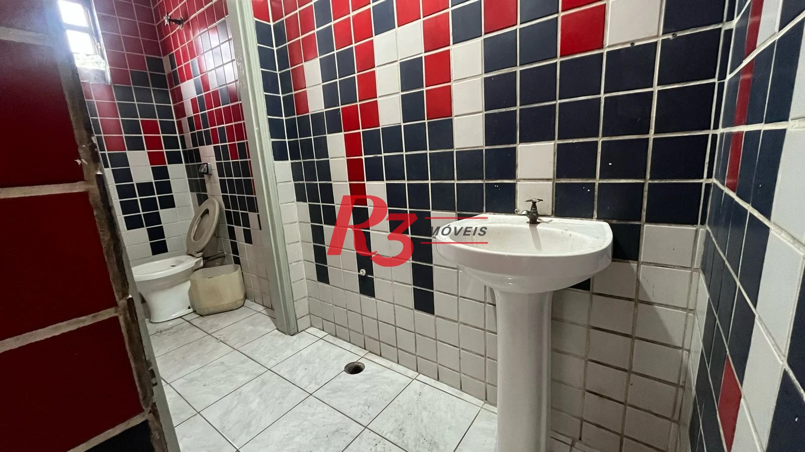 Loja para alugar, 143 m² por R$ 12.000,01/mês - Centro - Santos/SP