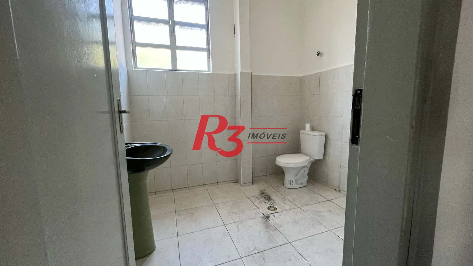 Loja para alugar, 143 m² por R$ 12.000,01/mês - Centro - Santos/SP