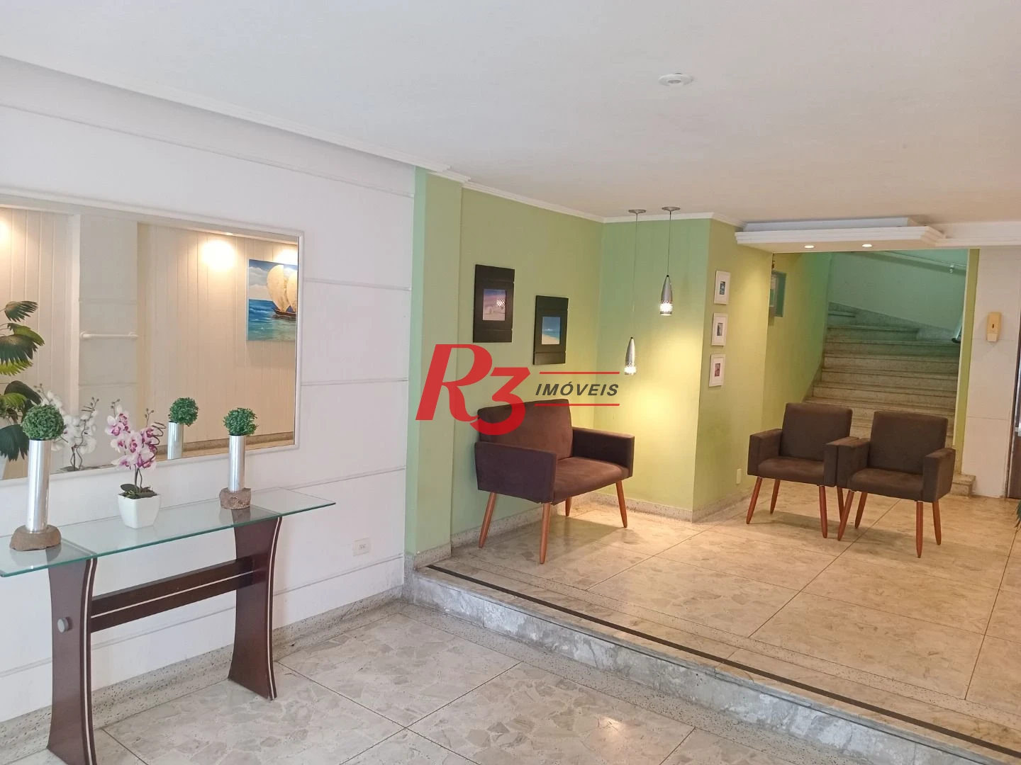 Apartamento 3 quartos com suíte no Embaré - próximo a praia