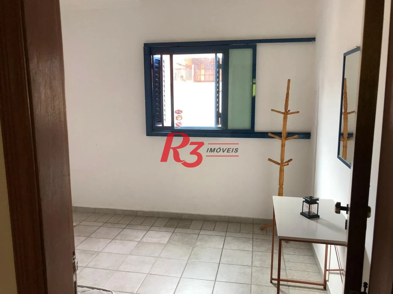 Apartamento com 2 dormitórios à venda, 68 m² por R$ 375.000,00 - Jardim Las Palmas - Guarujá/SP