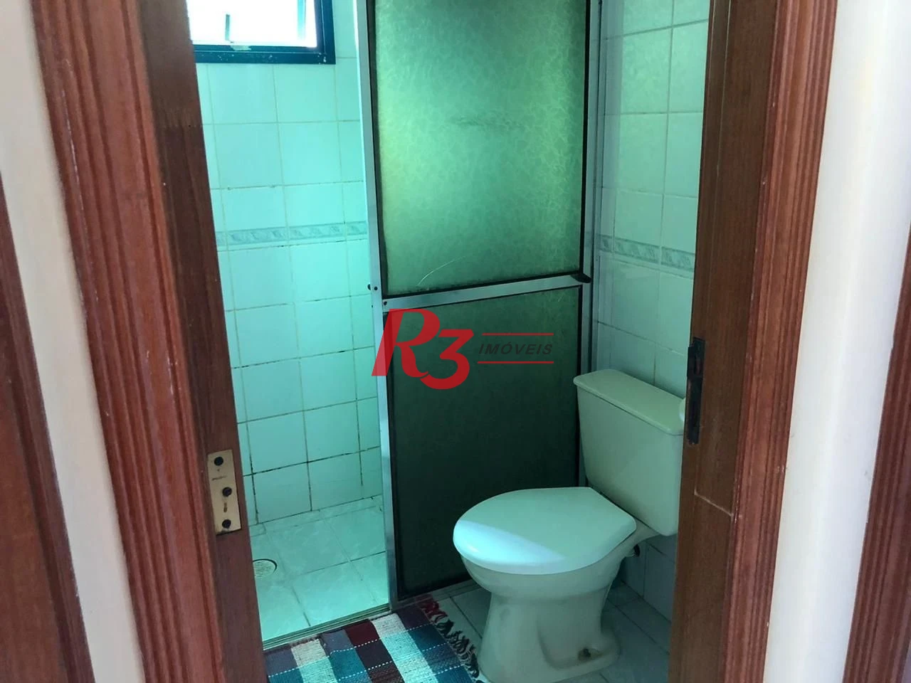 Apartamento com 2 dormitórios à venda, 68 m² por R$ 375.000,00 - Jardim Las Palmas - Guarujá/SP