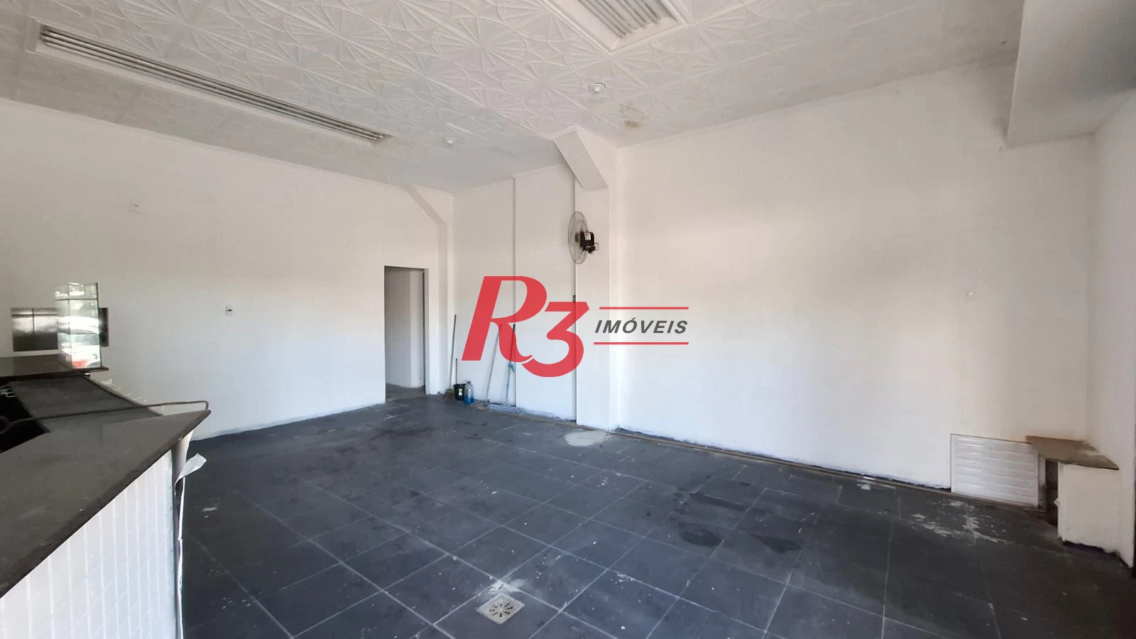 Loja para venda, em ótima localização para bar/restaurante, com 88 m²,