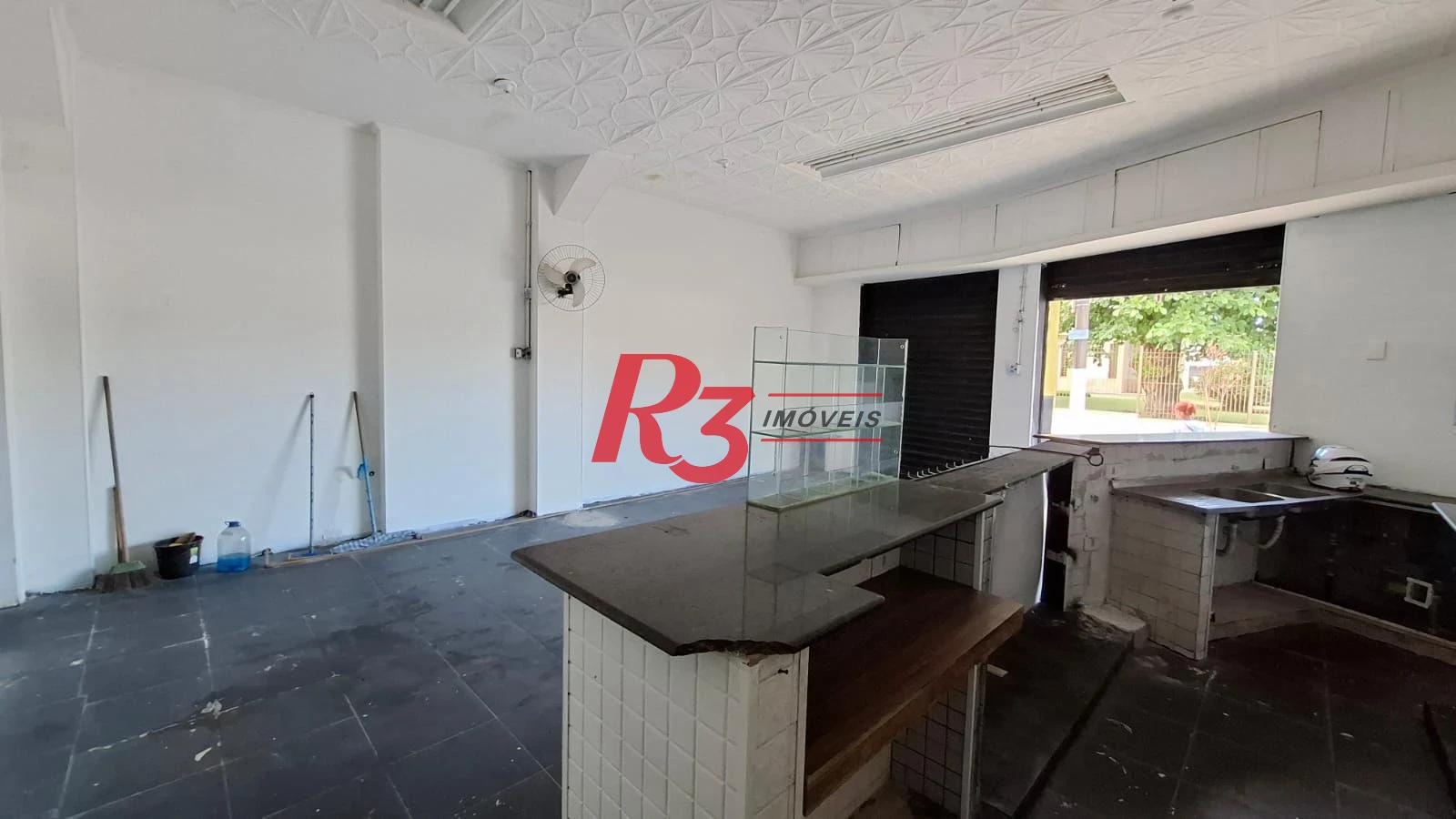 Loja para venda, em ótima localização para bar/restaurante, com 88 m²,