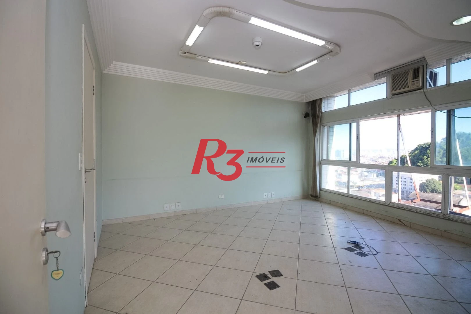 Sala à venda, 63 m² por R$ 267.000,00 - Centro - Santos/SP