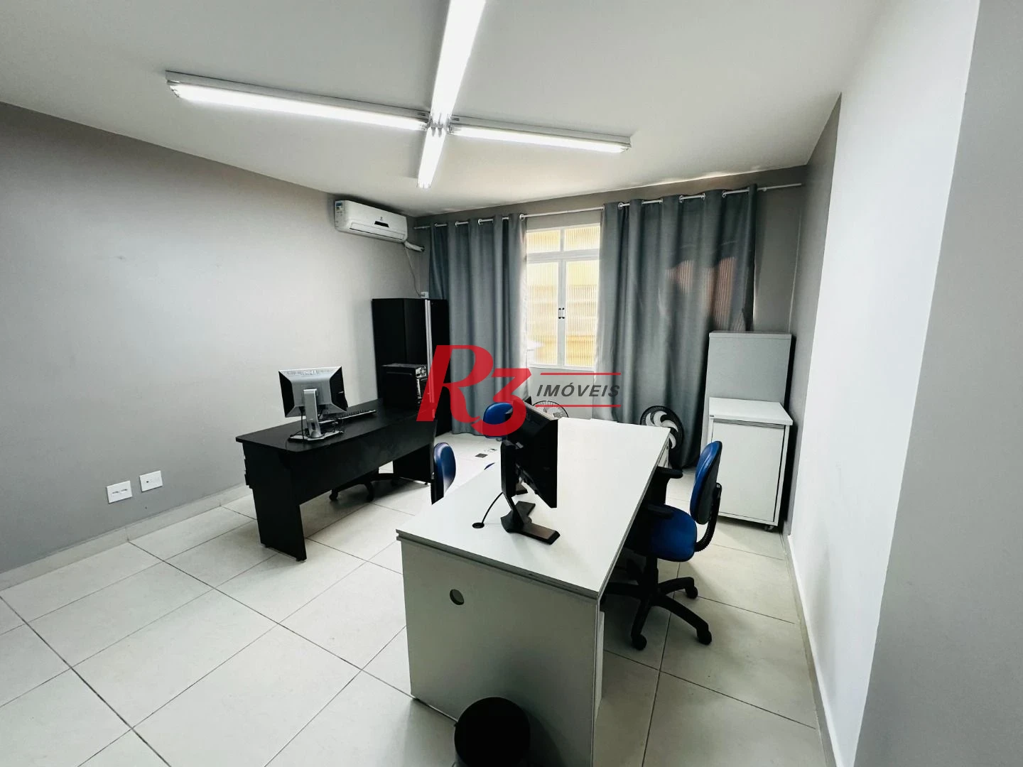 Sala, 89 m² - venda por R$ 300.000,00 ou aluguel por R$ 3.227,00/mês - Centro - Santos/SP