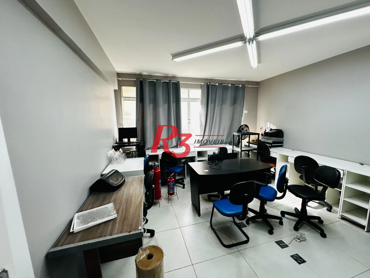 Sala, 89 m² - venda por R$ 300.000,00 ou aluguel por R$ 3.227,00/mês - Centro - Santos/SP