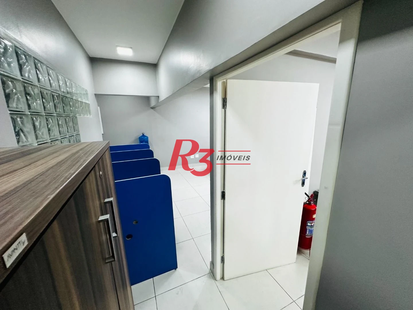 Sala, 89 m² - venda por R$ 300.000,00 ou aluguel por R$ 3.227,00/mês - Centro - Santos/SP