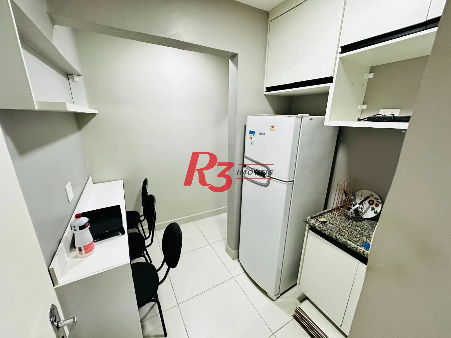 Sala, 89 m² - venda por R$ 300.000,00 ou aluguel por R$ 3.227,00/mês - Centro - Santos/SP