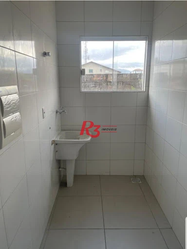 Casa com 2 dormitórios à venda, 90 m² por R$ 375.000,00 - Castelo - Santos/SP