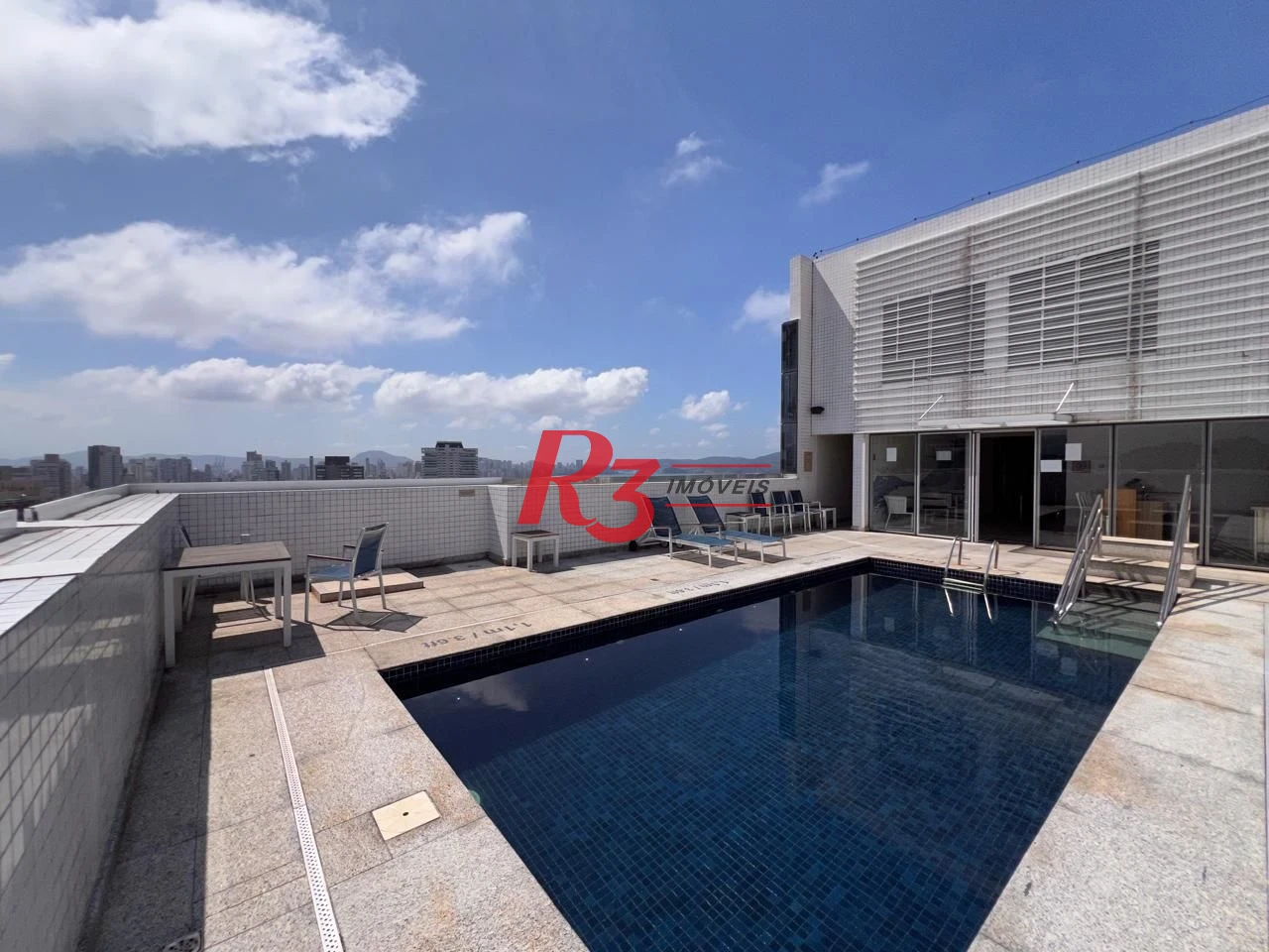 Flat com 1 dormitório à venda, 36 m² por R$ 583.000,00 - Gonzaga - Santos/SP
