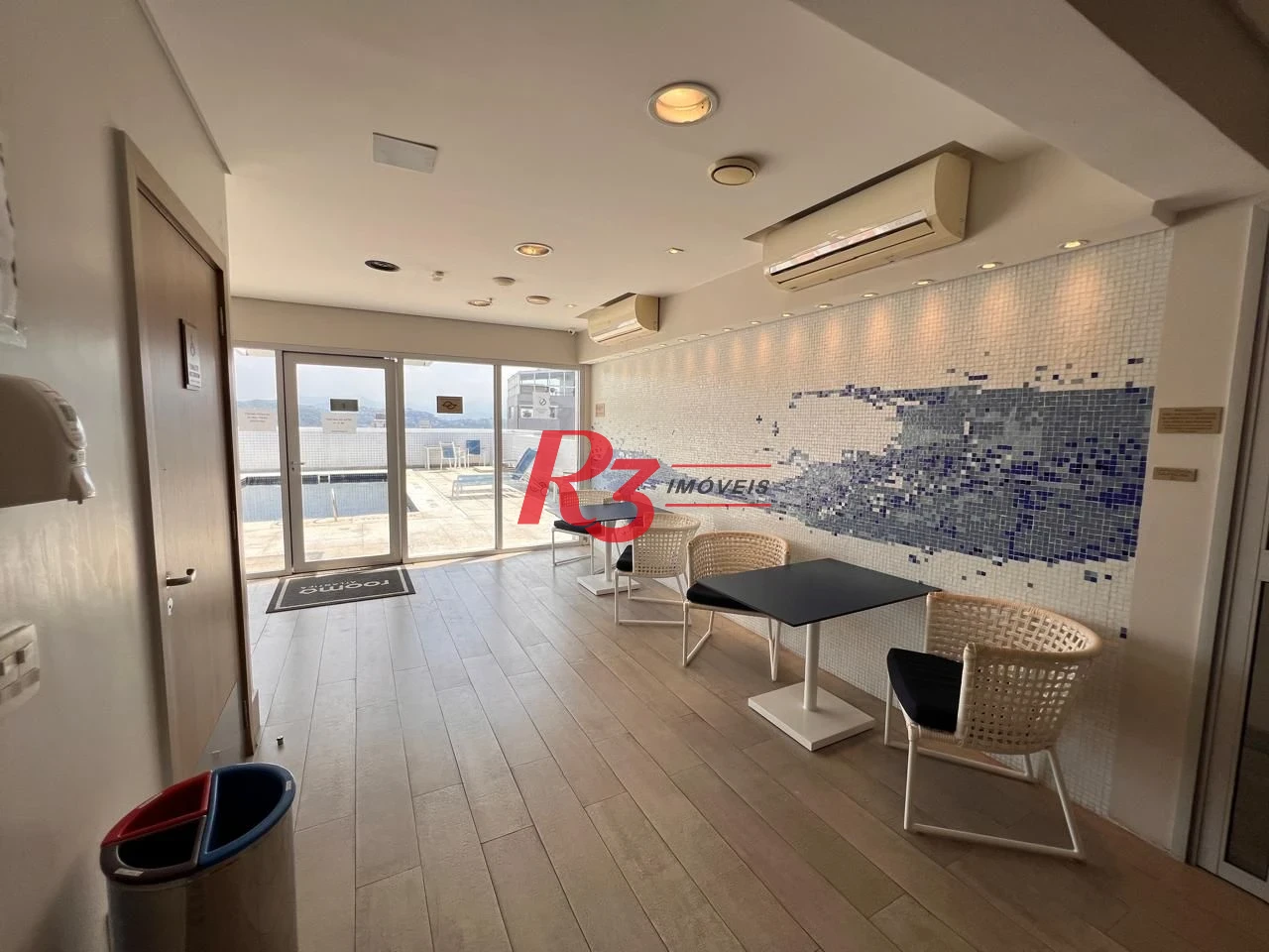 Flat com 1 dormitório à venda, 36 m² por R$ 583.000,00 - Gonzaga - Santos/SP