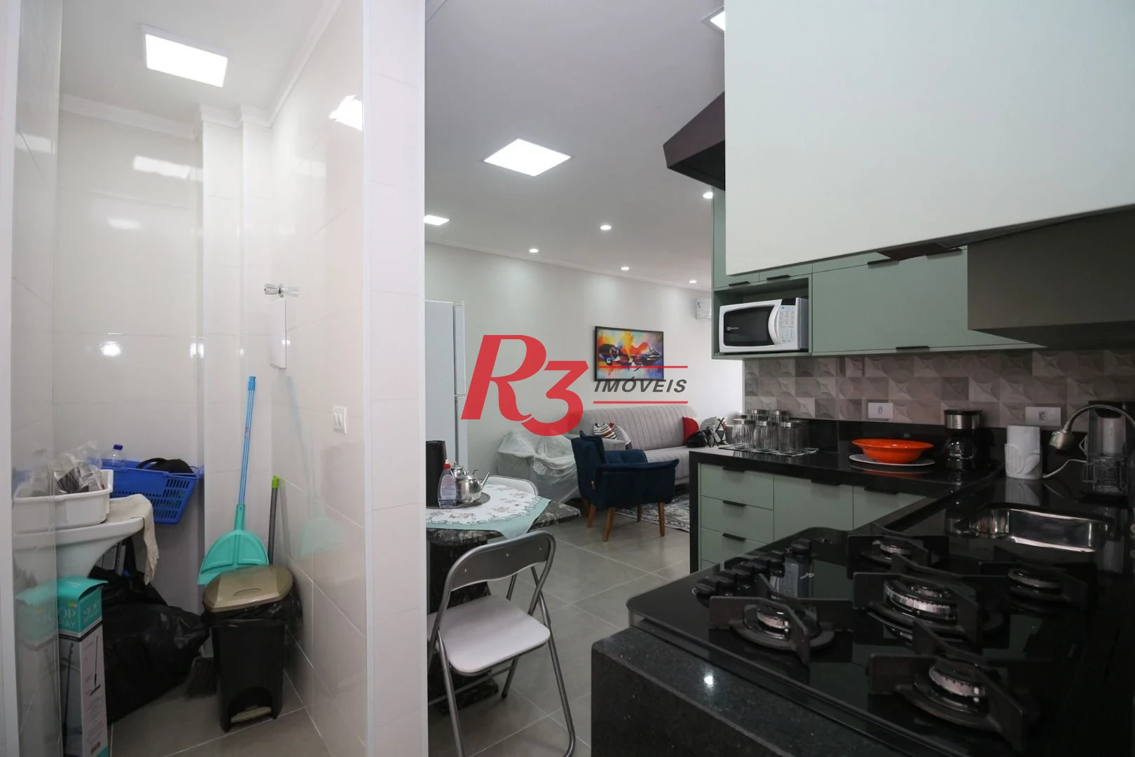 Apartamento com 3 dormitórios à venda, 100 m² por R$ 620.000,00 - José Menino - Santos/SP