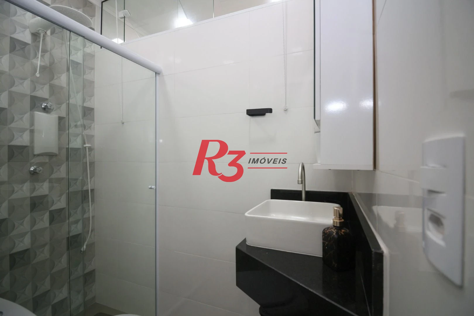 Apartamento com 3 dormitórios à venda, 100 m² por R$ 620.000,00 - José Menino - Santos/SP