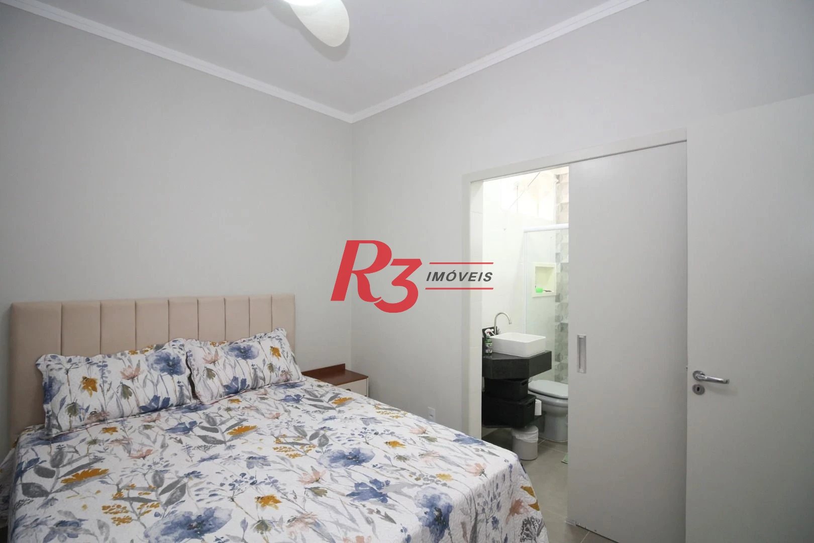 Apartamento com 3 dormitórios à venda, 100 m² por R$ 620.000,00 - José Menino - Santos/SP