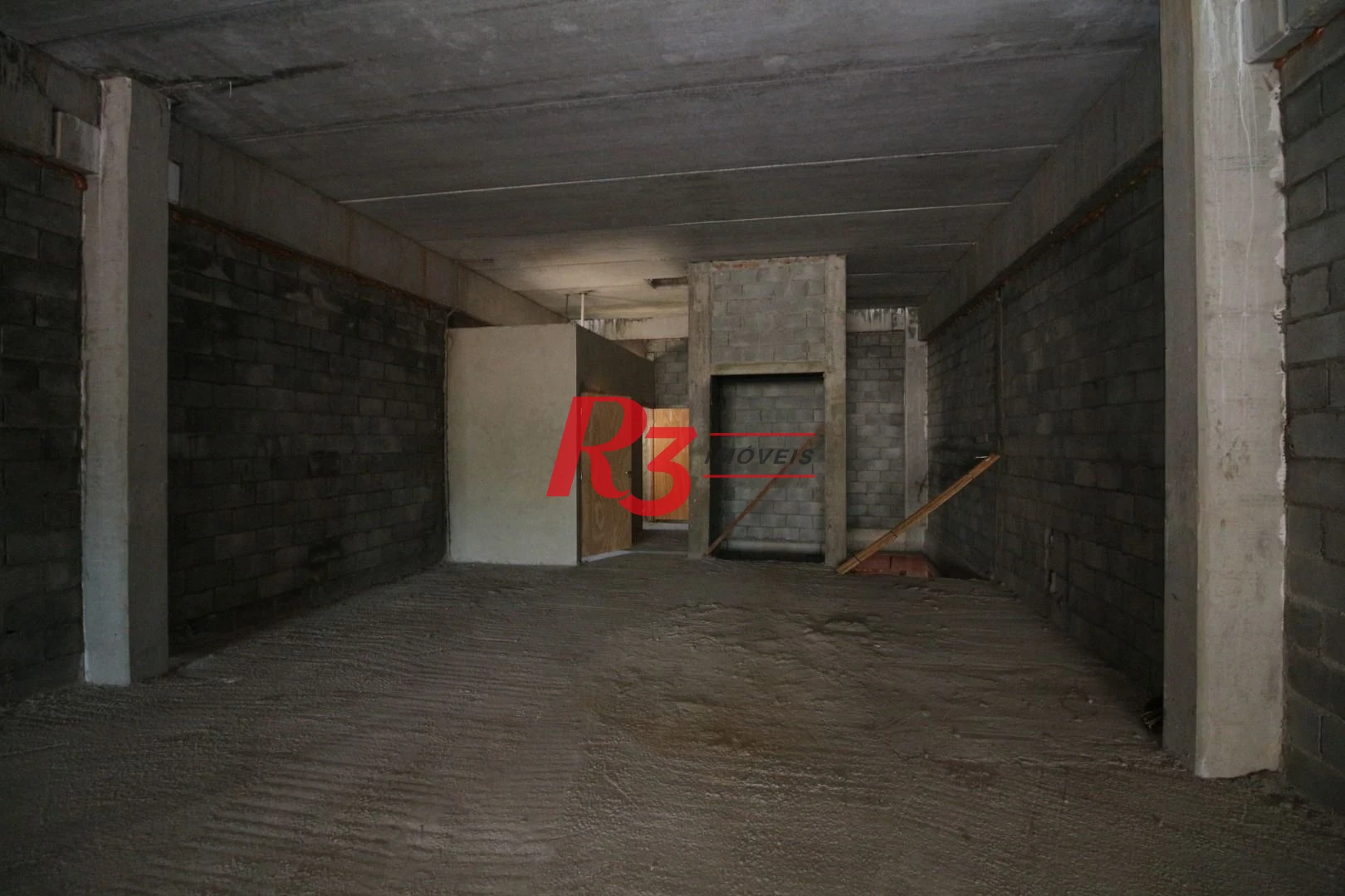 Loja para alugar, 720 m² por R$ 35.000,00/mês - Itararé - São Vicente/SP