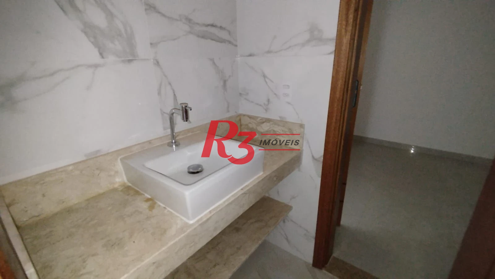Casa à venda, 200 m² por R$ 1.025.000,00 - Embaré - Santos/SP