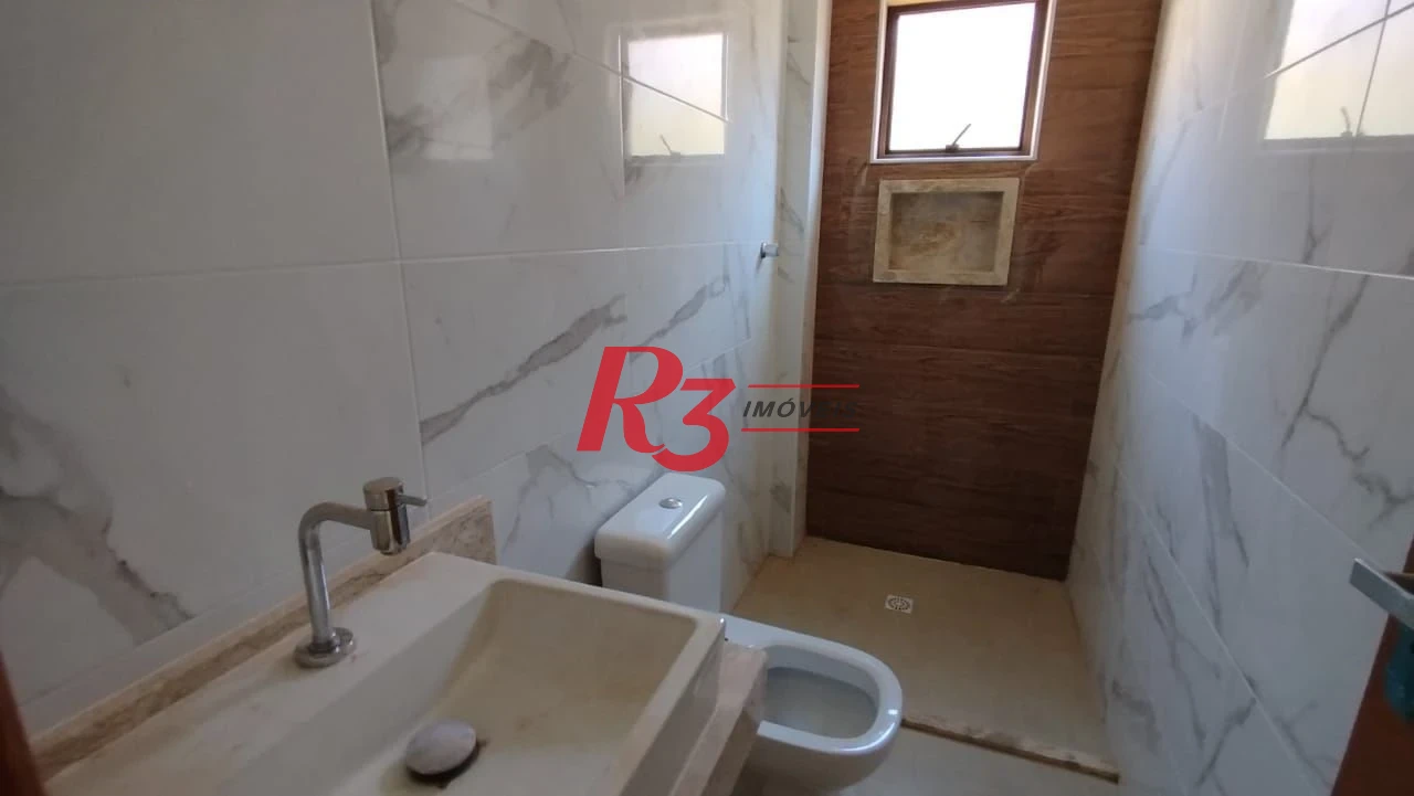 Casa à venda, 220 m² por R$ 1.750.000,00 - Embaré - Santos/SP