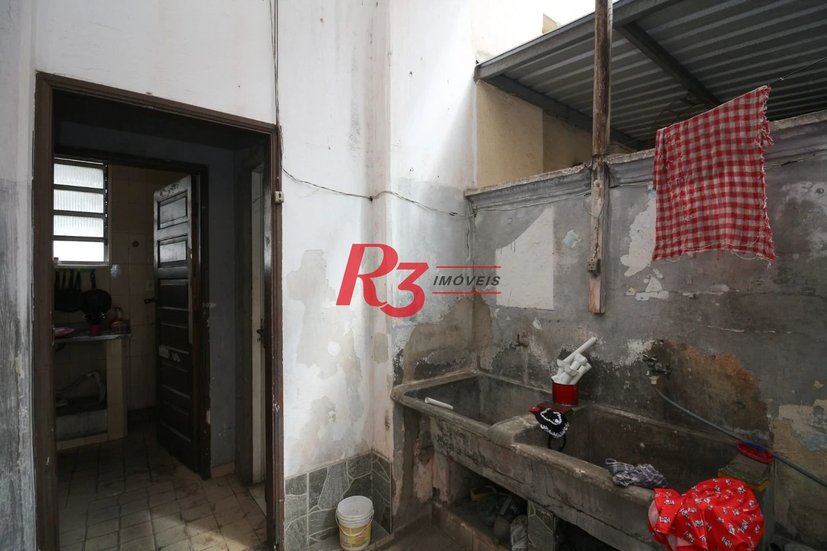Galpão, 390 m² - venda por R$ 715.000,00 ou aluguel por R$ 4.257,00/mês - Vila Nova - Santos/SP
