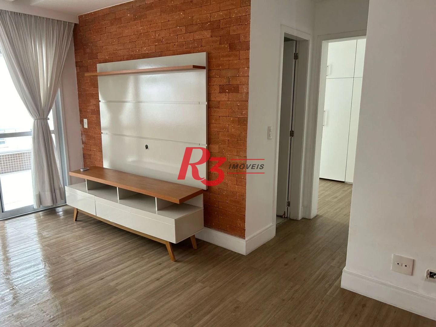 Apartamento com 2 dormitórios à venda, 111 m² por R$ 950.000,00 - Gonzaga - Santos/SP