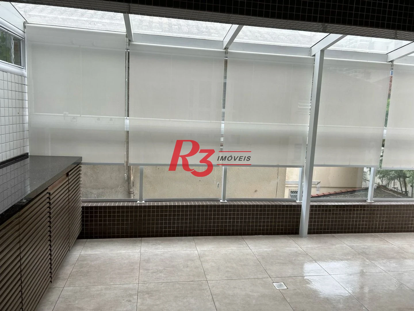 Apartamento com 2 dormitórios à venda, 111 m² por R$ 950.000,00 - Gonzaga - Santos/SP