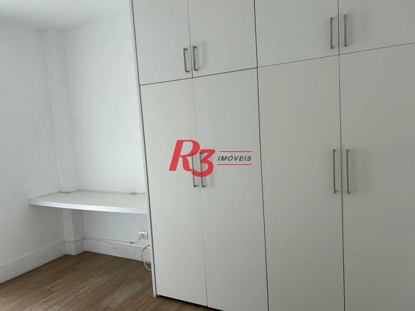 Apartamento com 2 dormitórios à venda, 111 m² por R$ 950.000,00 - Gonzaga - Santos/SP