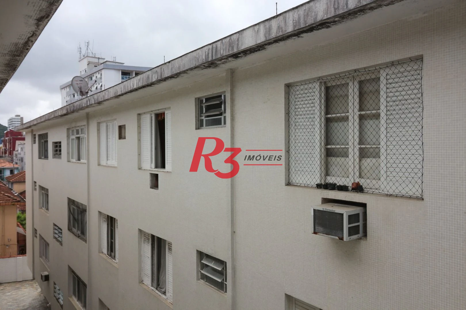 Apartamento com 2 dormitórios à venda, 85 m² por R$ 420.000,00 - Campo Grande - Santos/SP