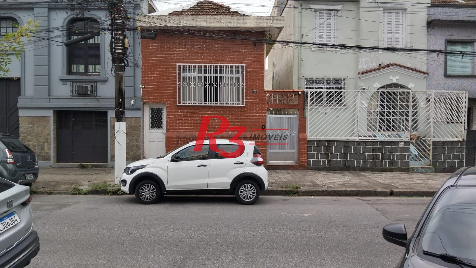Casa com 3 dormitórios à venda, 260 m² por R$ 650.000,00 - Macuco - Santos/SP