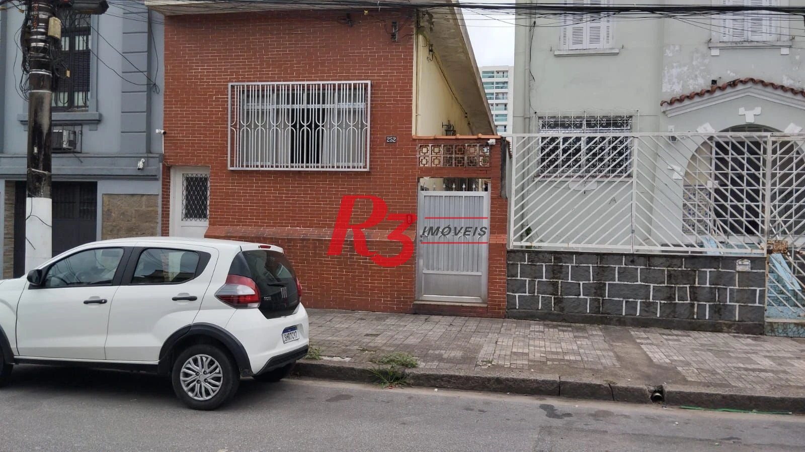 Casa com 3 dormitórios à venda, 260 m² por R$ 650.000,00 - Macuco - Santos/SP