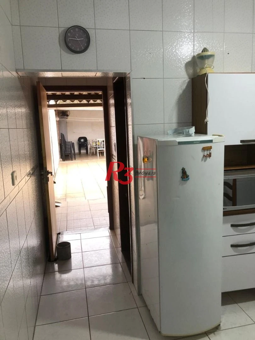 Casa com 3 dormitórios à venda, 260 m² por R$ 650.000,00 - Macuco - Santos/SP