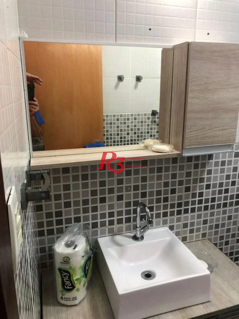 Casa com 3 dormitórios à venda, 260 m² por R$ 650.000,00 - Macuco - Santos/SP