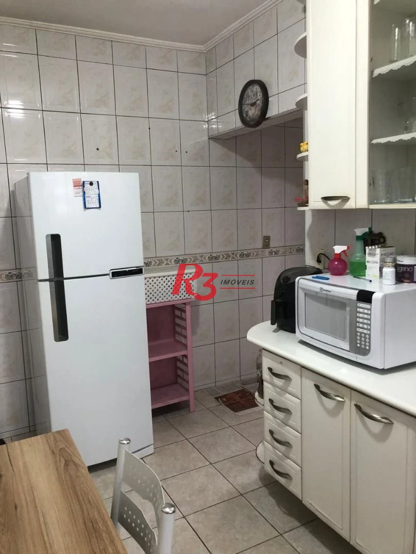 Casa com 3 dormitórios à venda, 260 m² por R$ 650.000,00 - Macuco - Santos/SP