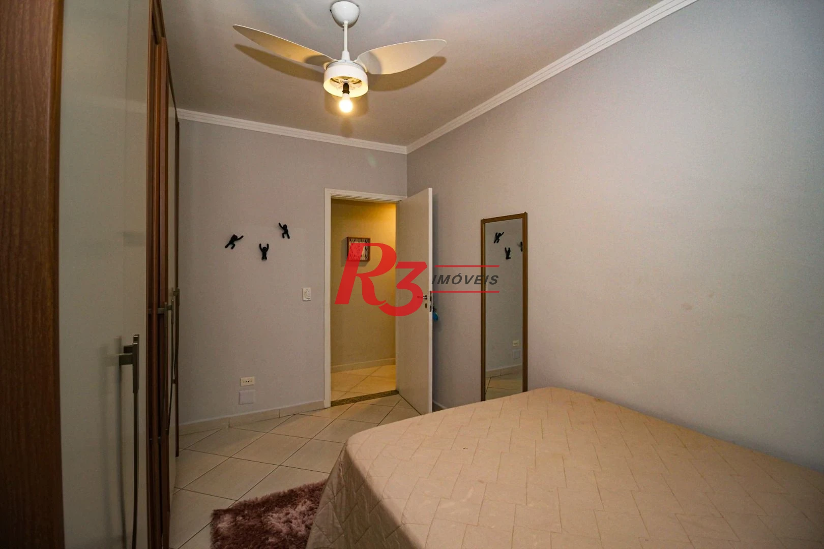 Casa com 3 dormitórios, 141 m² - venda por R$ 1.340.000,00 ou aluguel por R$ 8.500,01/mês - Marapé - Santos/SP