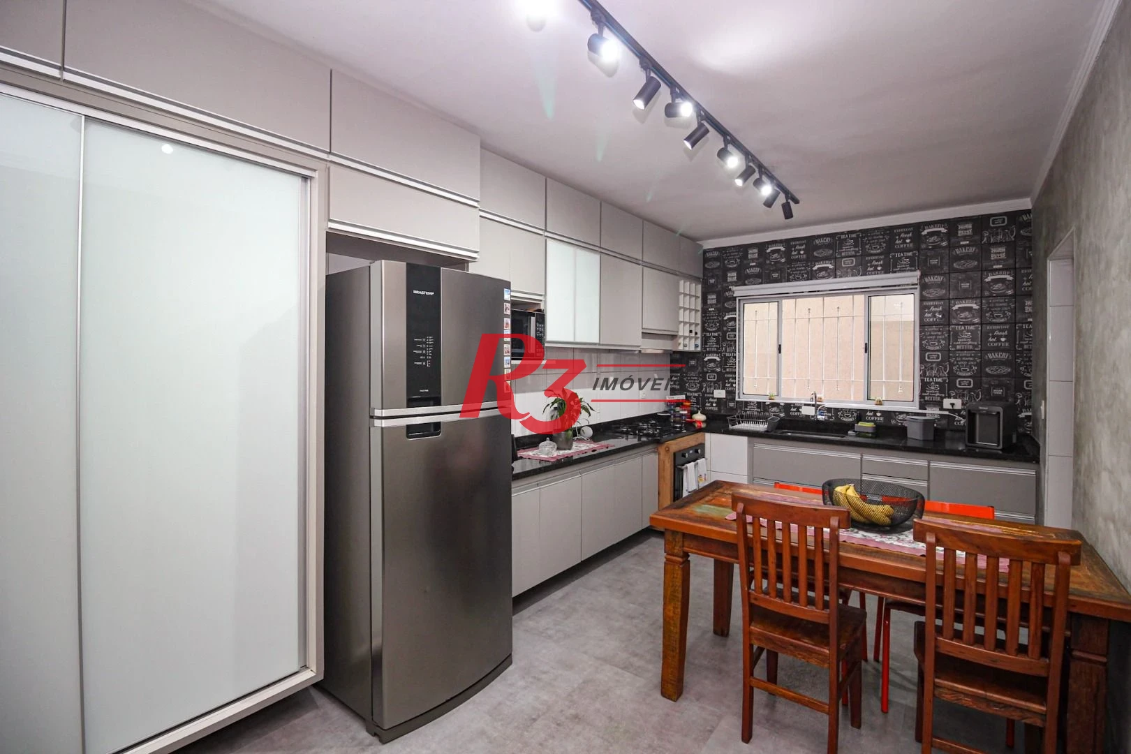 Casa com 3 dormitórios, 141 m² - venda por R$ 1.340.000,00 ou aluguel por R$ 8.500,01/mês - Marapé - Santos/SP