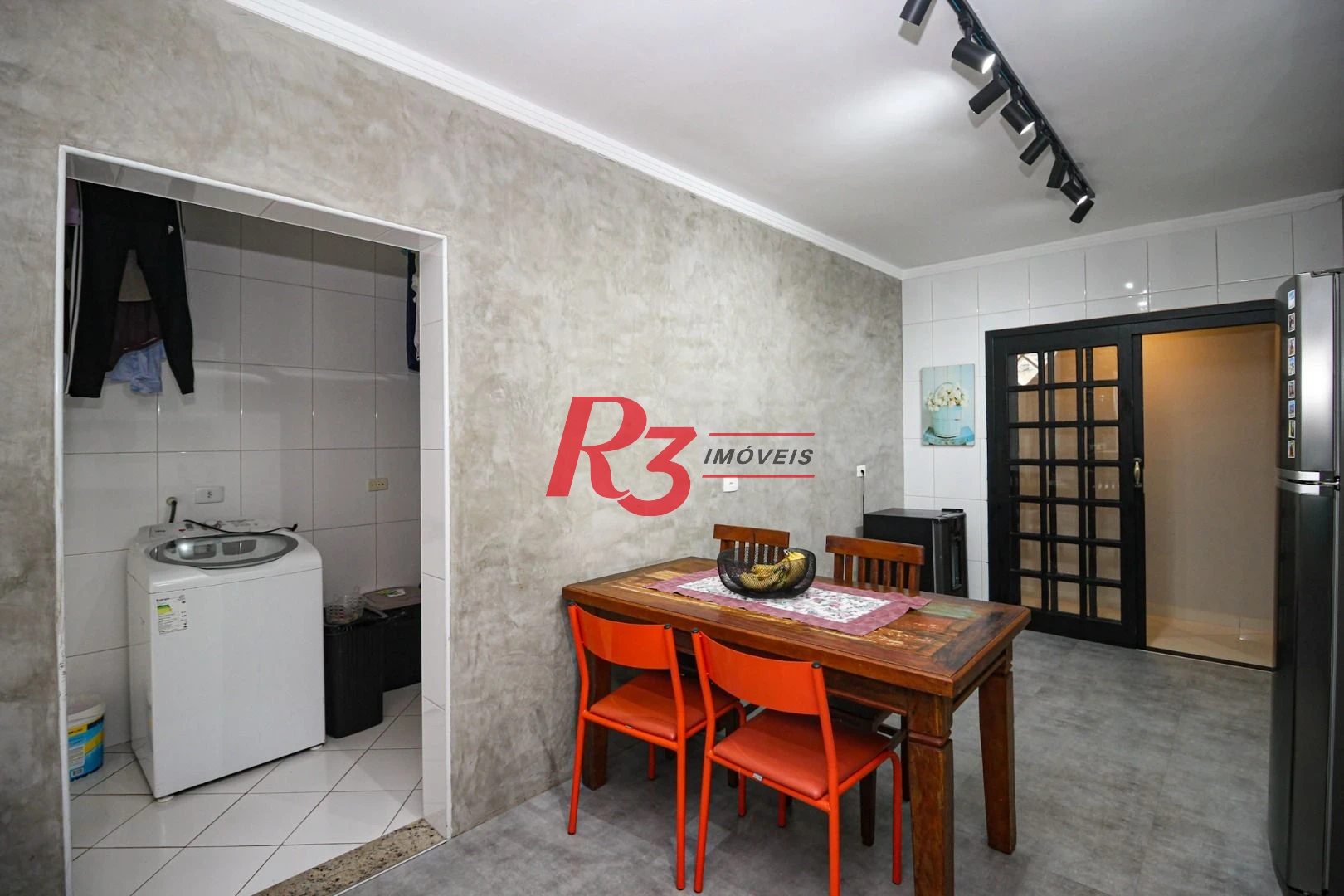 Casa com 3 dormitórios, 141 m² - venda por R$ 1.340.000,00 ou aluguel por R$ 8.500,01/mês - Marapé - Santos/SP
