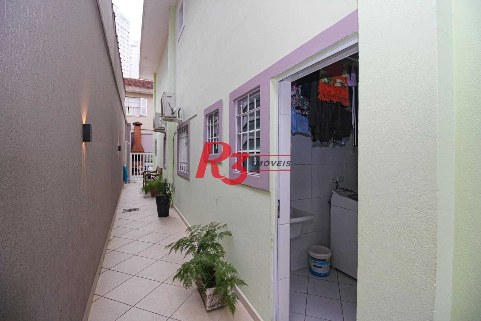 Casa com 3 dormitórios, 141 m² - venda por R$ 1.340.000,00 ou aluguel por R$ 8.500,01/mês - Marapé - Santos/SP