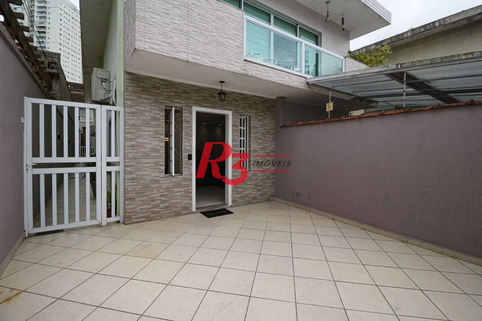 Casa com 3 dormitórios, 141 m² - venda por R$ 1.340.000,00 ou aluguel por R$ 8.500,01/mês - Marapé - Santos/SP