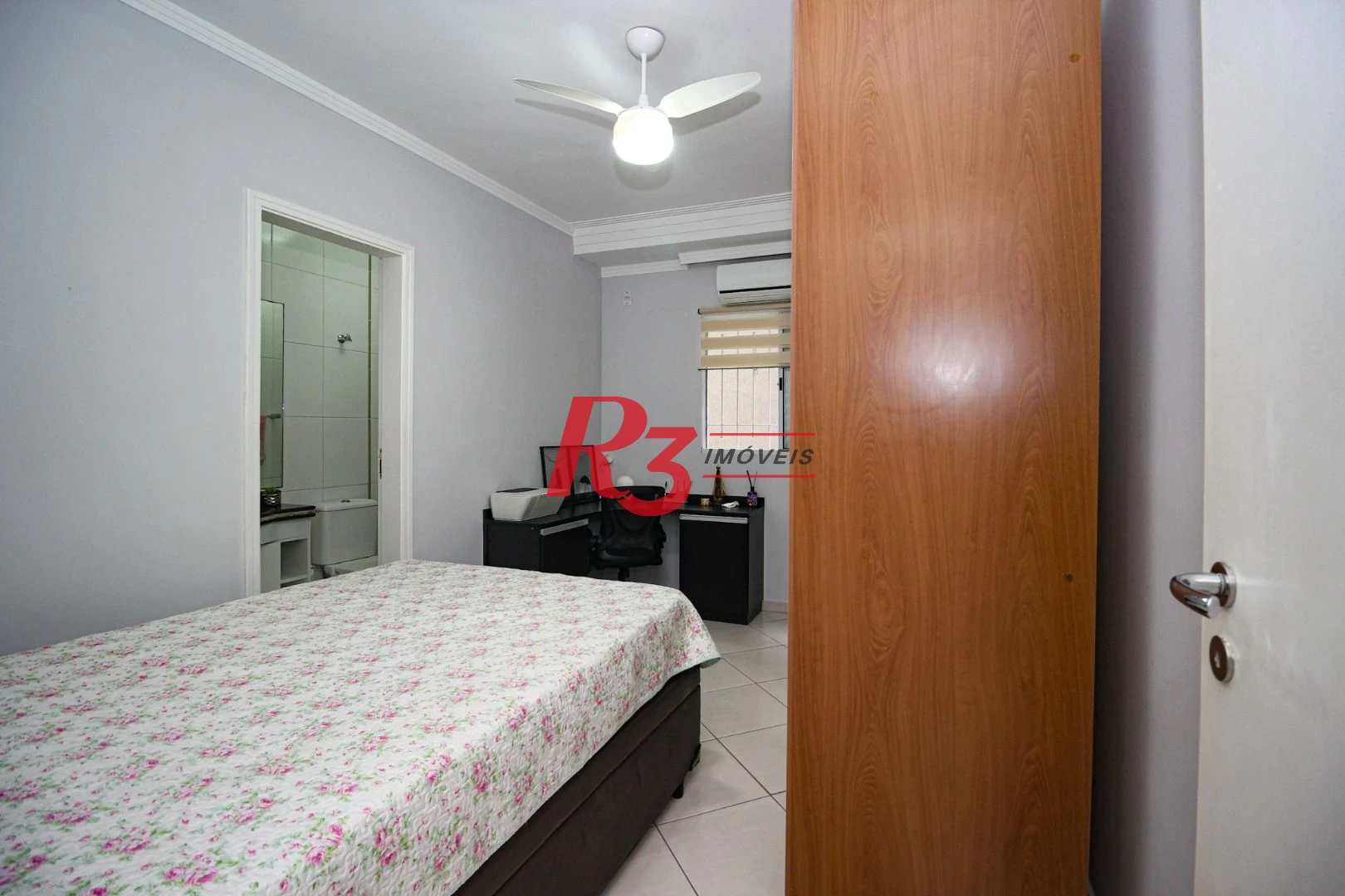 Casa com 3 dormitórios, 141 m² - venda por R$ 1.340.000,00 ou aluguel por R$ 8.500,01/mês - Marapé - Santos/SP