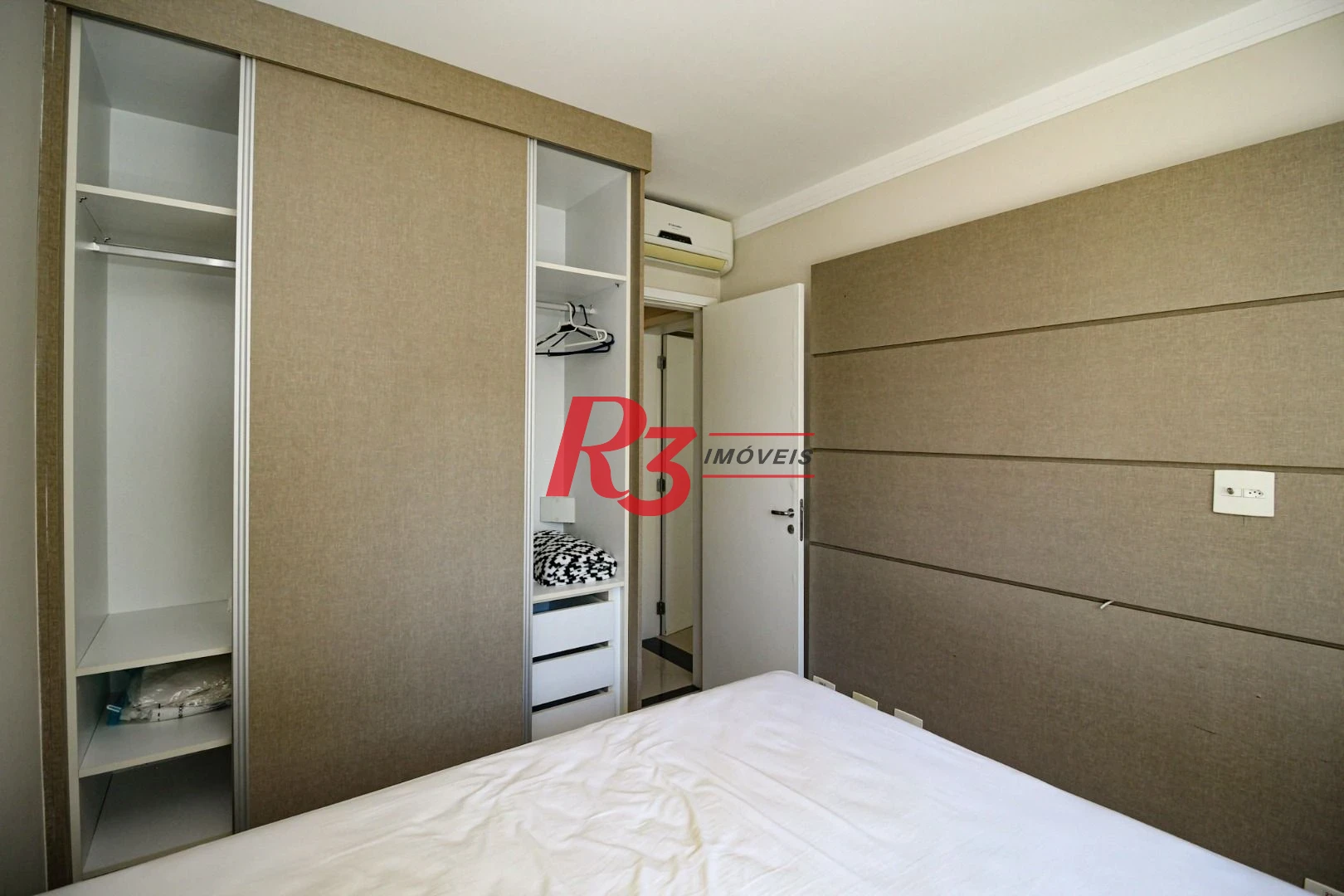 Apartamento à venda, 132 m² por R$ 1.808.000,00 - Ponta da Praia - Santos/SP