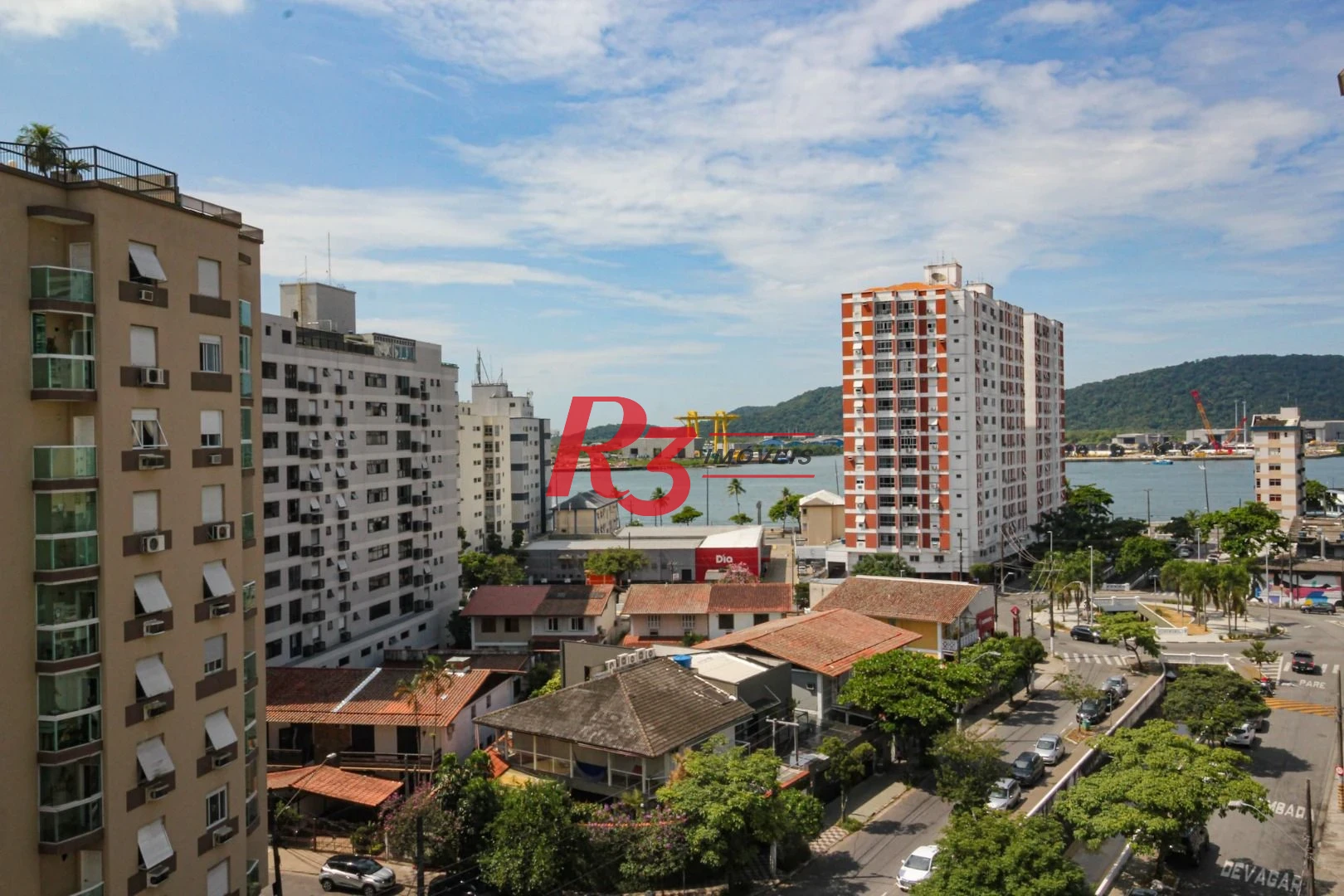 Apartamento para alugar, 137 m² por R$ 6.000,00/mês - Ponta da Praia - Santos/SP