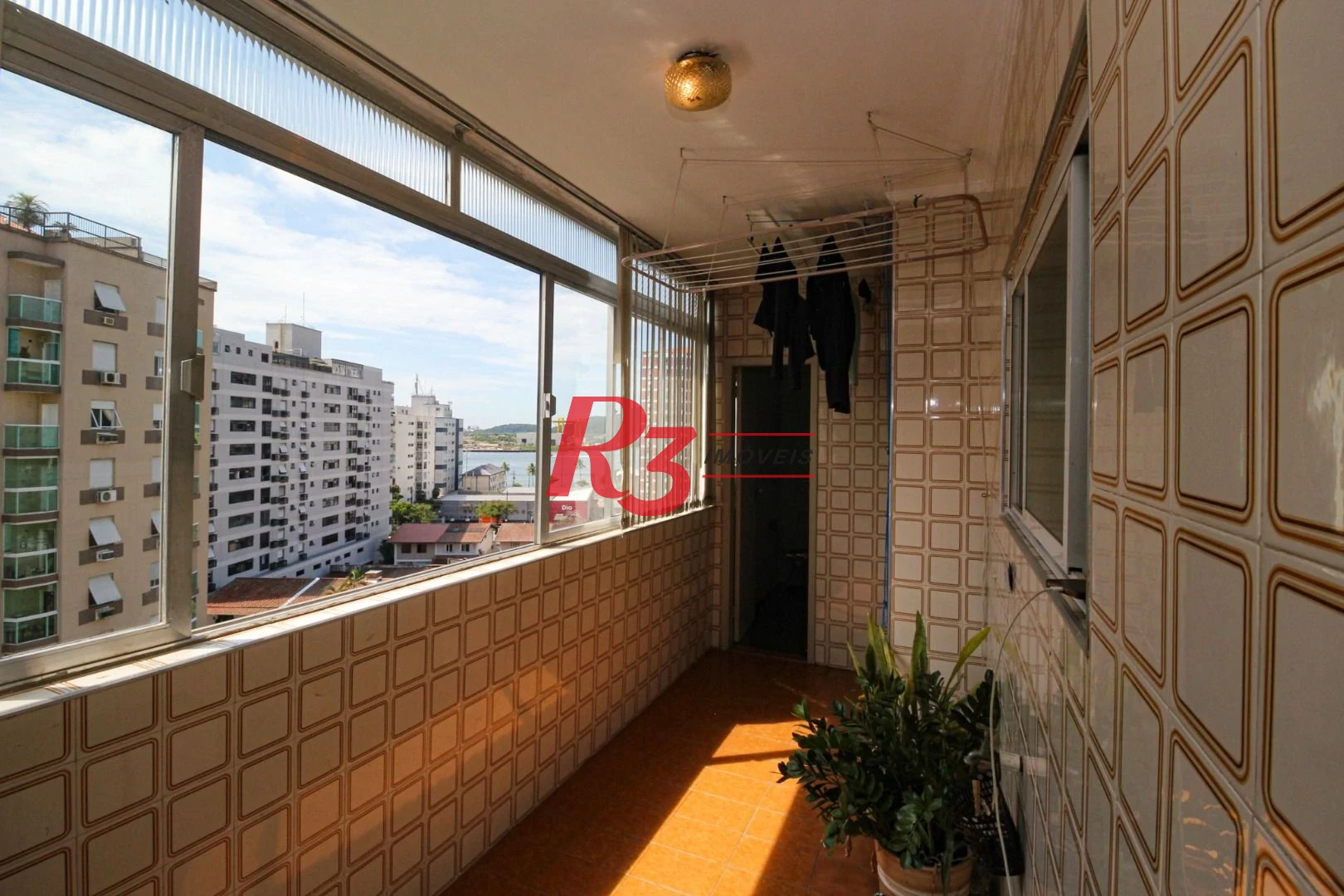 Apartamento para alugar, 137 m² por R$ 6.000,00/mês - Ponta da Praia - Santos/SP
