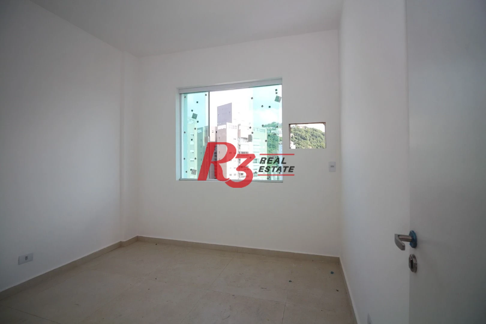Apartamento com 2 dormitórios à venda, 50 m² por R$ 390.000,00 - José Menino - Santos/SP