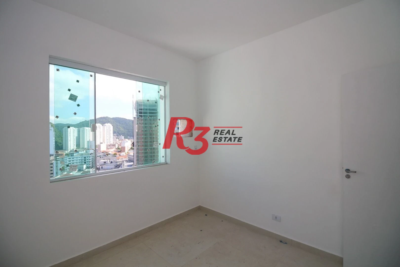 Apartamento com 2 dormitórios à venda, 50 m² por R$ 390.000,00 - José Menino - Santos/SP