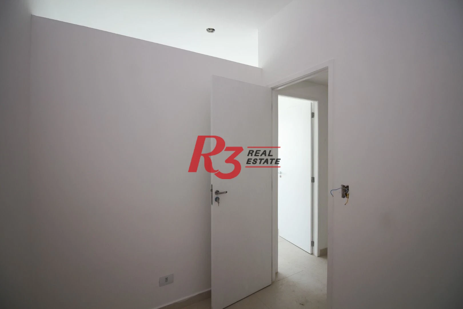 Apartamento com 2 dormitórios à venda, 50 m² por R$ 390.000,00 - José Menino - Santos/SP
