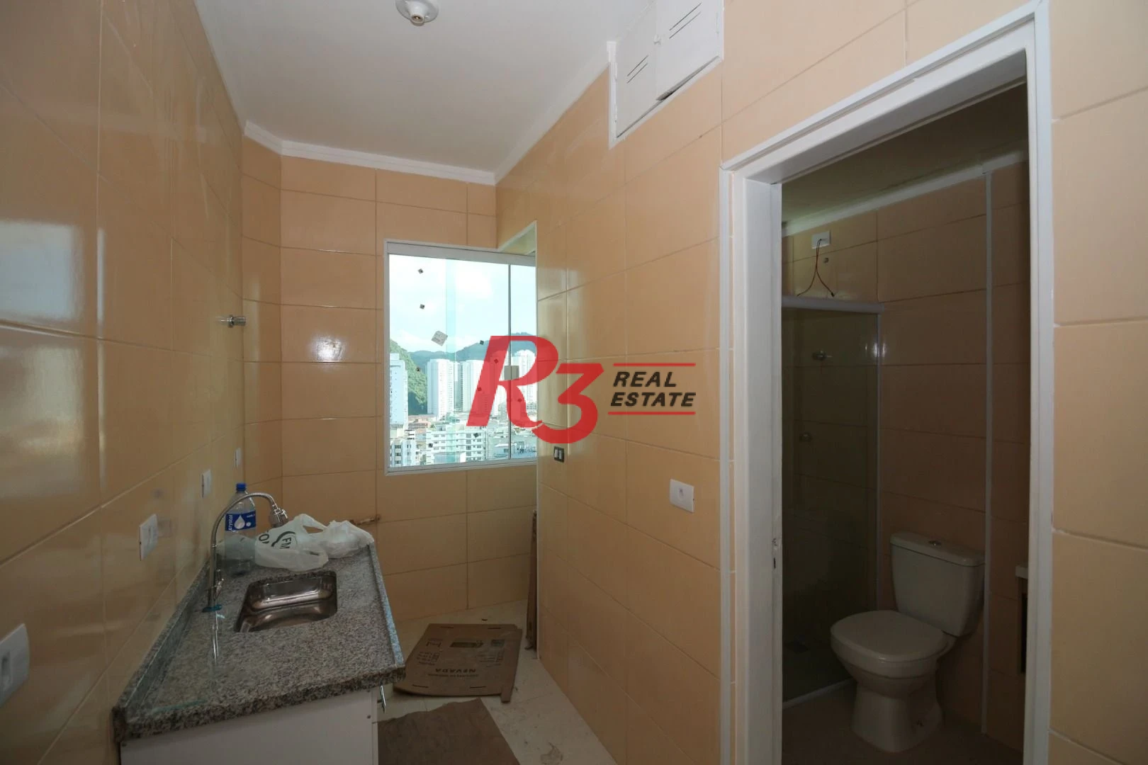 Apartamento com 2 dormitórios à venda, 50 m² por R$ 390.000,00 - José Menino - Santos/SP