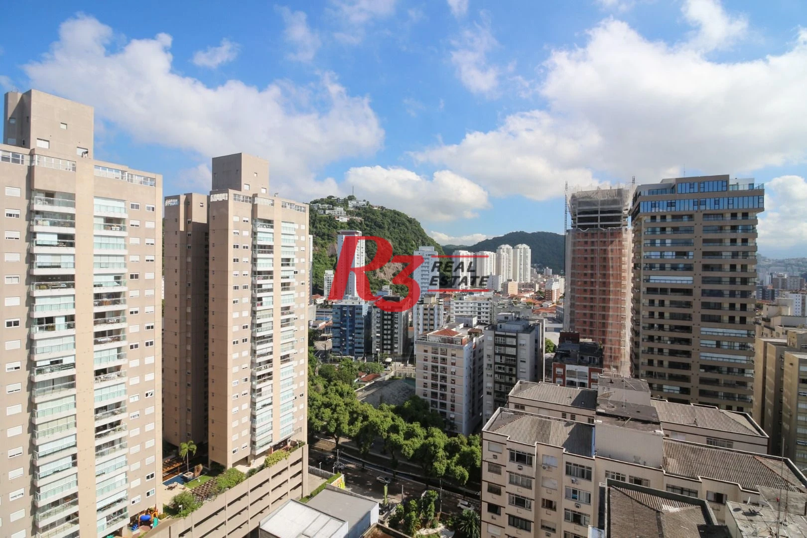 Apartamento com 2 dormitórios à venda, 50 m² por R$ 390.000,00 - José Menino - Santos/SP