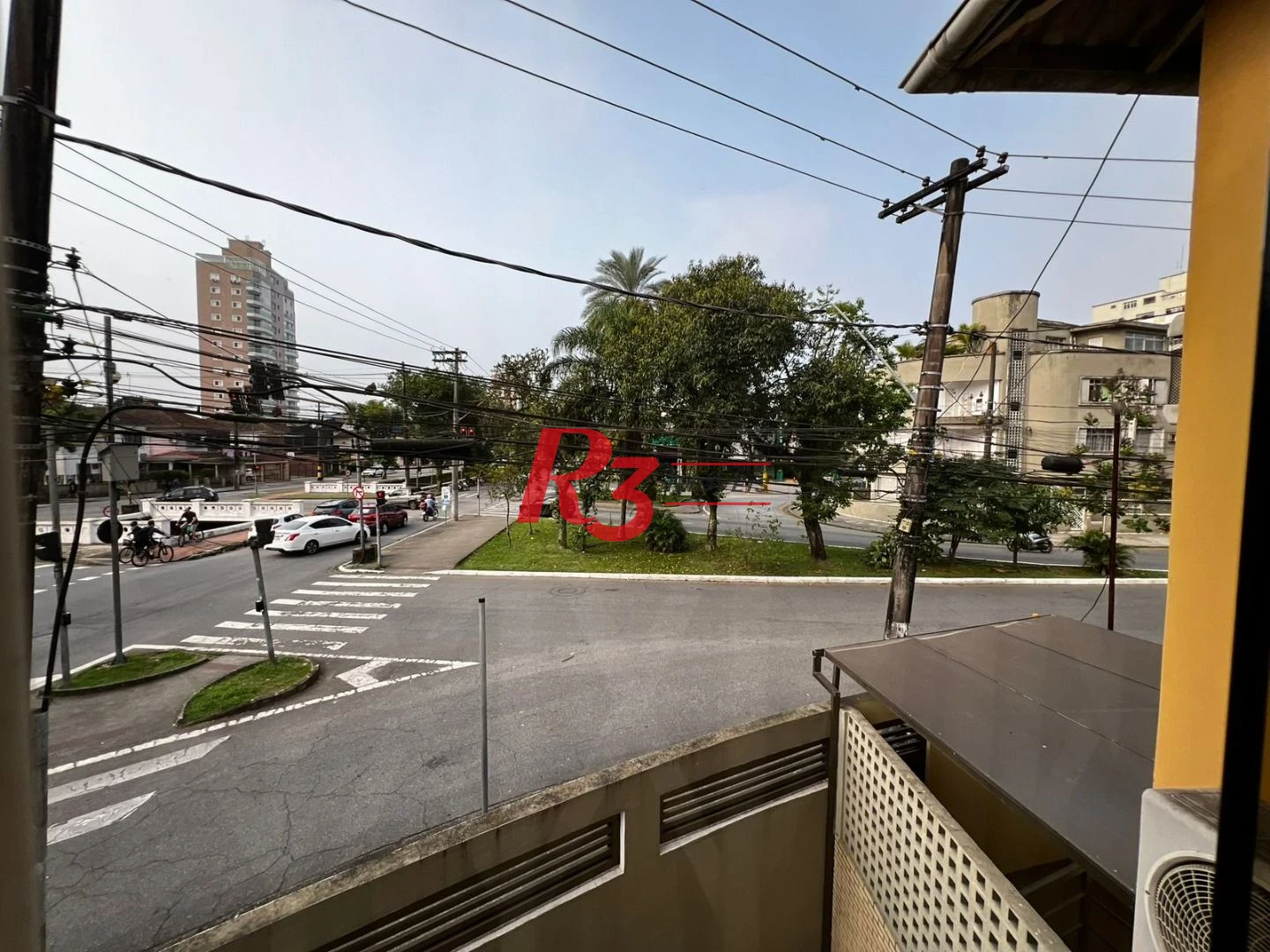 Casa com 3 dormitórios para locação, 177 m² por R$ 10.000/ano - Boqueirão - Santos/SP