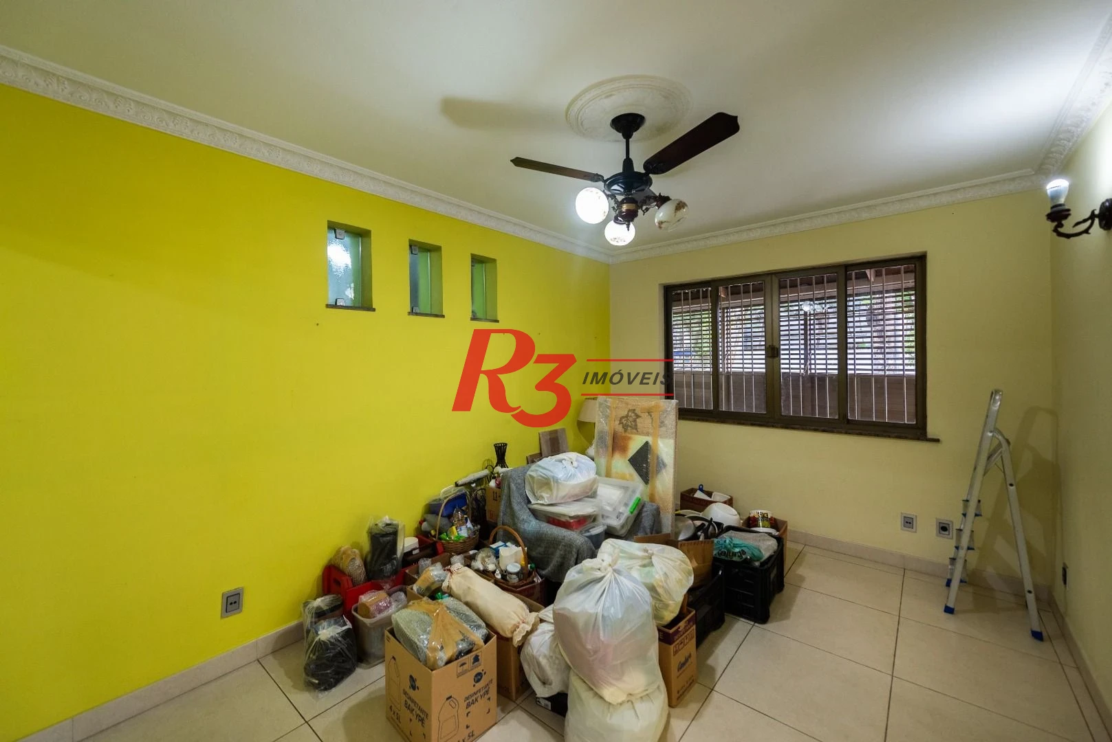 Casa com 3 dormitórios para locação, 177 m² por R$ 10.000/ano - Boqueirão - Santos/SP