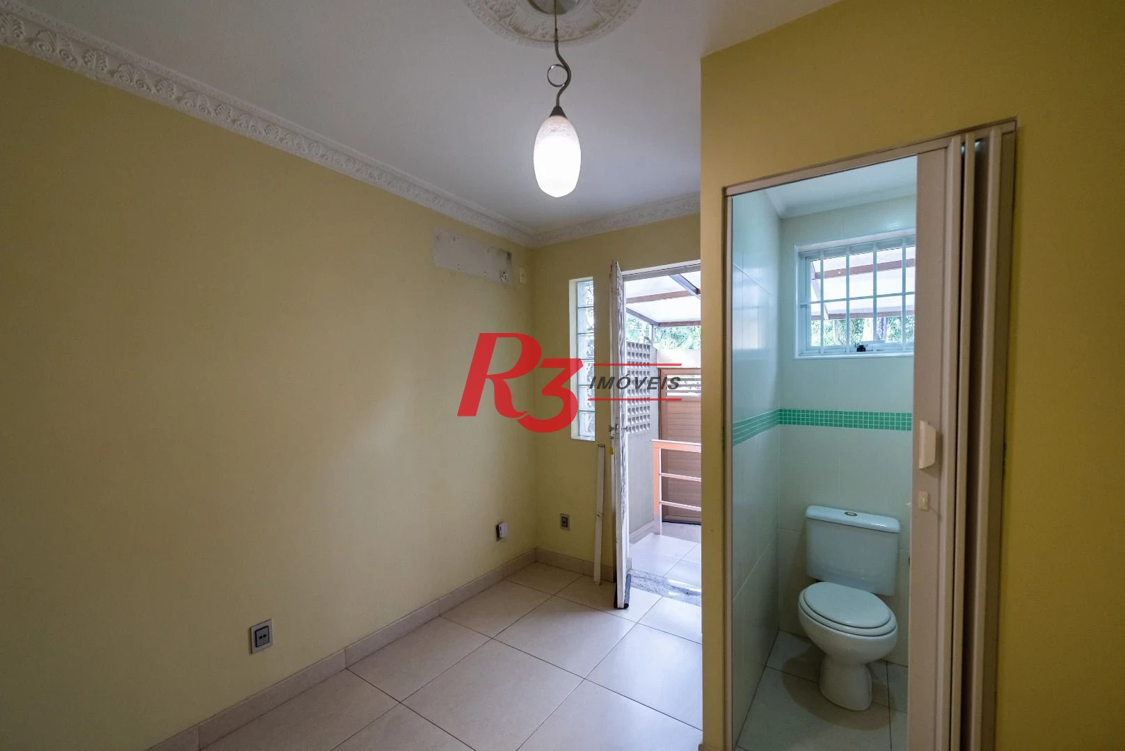 Casa com 3 dormitórios para locação, 177 m² por R$ 10.000/ano - Boqueirão - Santos/SP